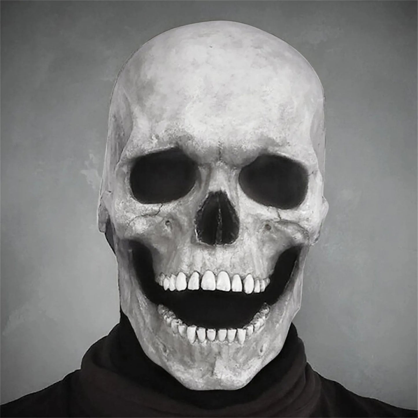 Creepy Full Head Mask with Moving Jaw – Unleash Pure Horror!"
Transform into a nightmare with this Creepy Full Head Mask with Moving Jaw – the ultimate blend of realistic terror and interactive design. Made from high-qual