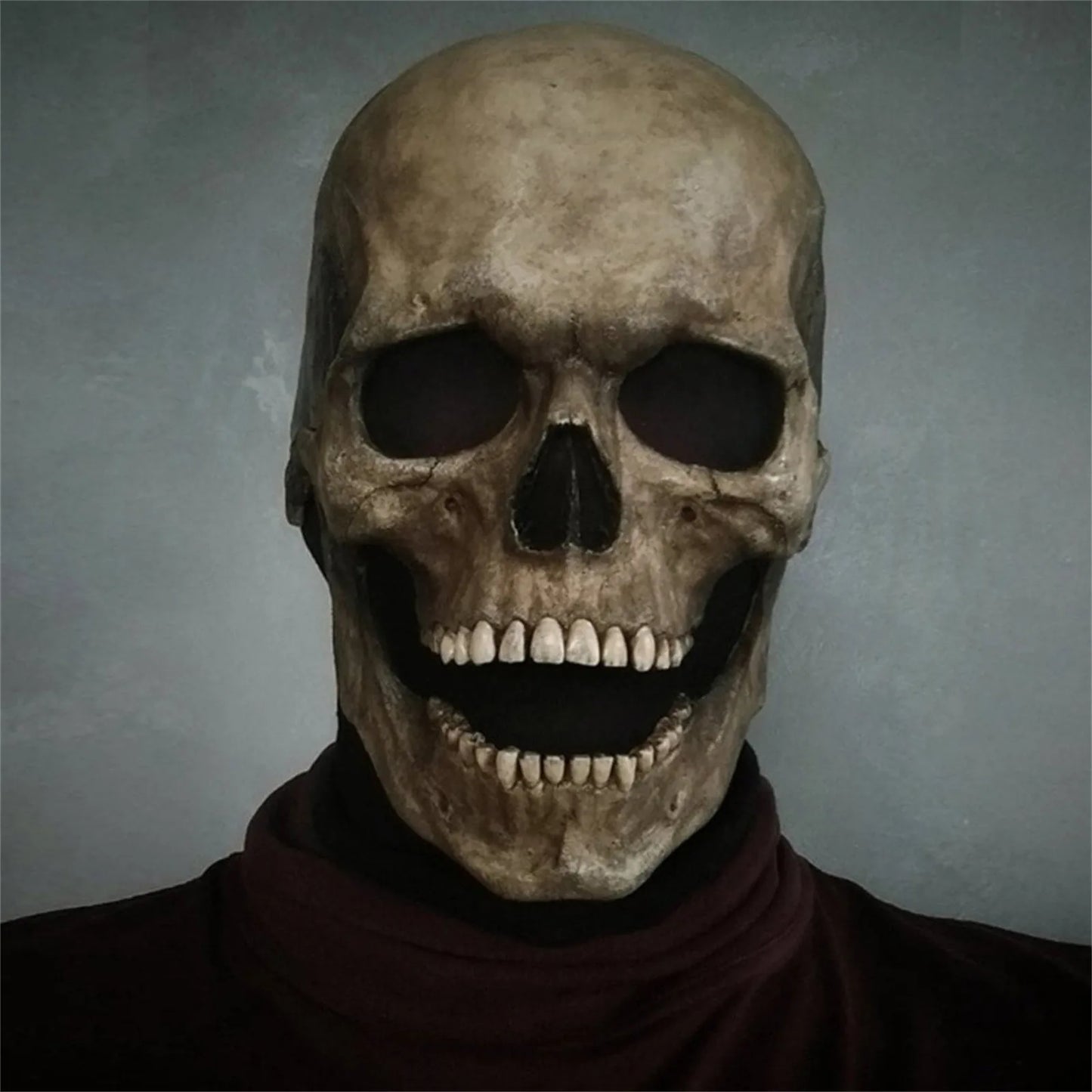 Creepy Full Head Mask with Moving Jaw – Unleash Pure Horror!"
Transform into a nightmare with this Creepy Full Head Mask with Moving Jaw – the ultimate blend of realistic terror and interactive design. Made from high-qual