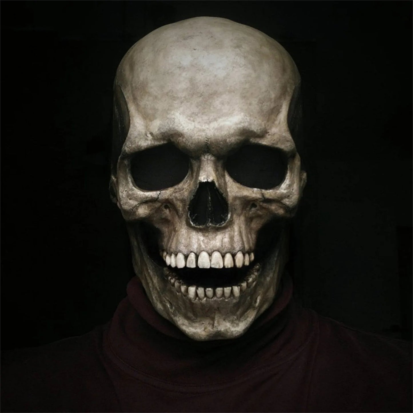Creepy Full Head Mask with Moving Jaw – Unleash Pure Horror!"
Transform into a nightmare with this Creepy Full Head Mask with Moving Jaw – the ultimate blend of realistic terror and interactive design. Made from high-qual