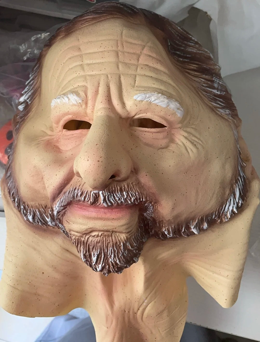 2024 Full Head Man Mask – The Ultimate Halloween Thriller!"
Get ready to scare and stun with the 2024 Full Head Man Mask – a disturbingly realistic mask that will be the center of attention at any Halloween party. Featuri